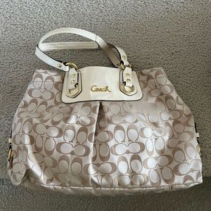 Coach shoulder bag